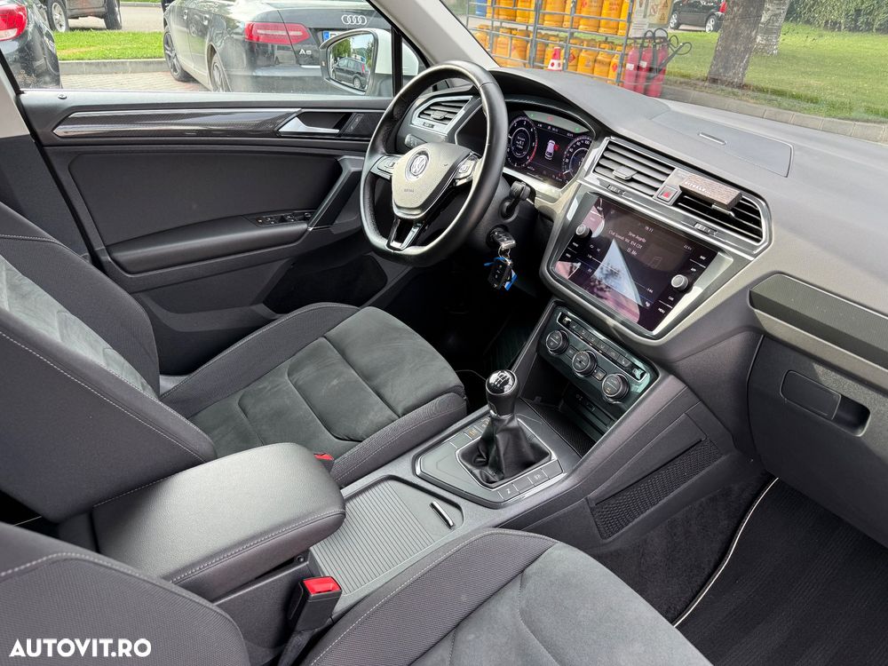 Volkswagen Tiguan - 8