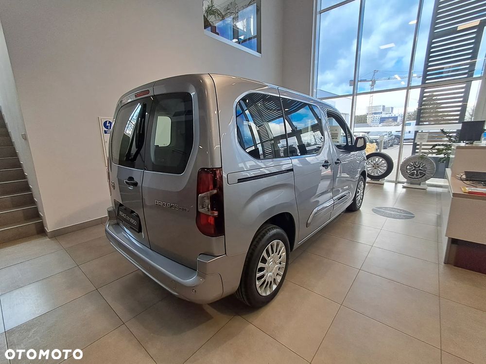Toyota Proace City - 4