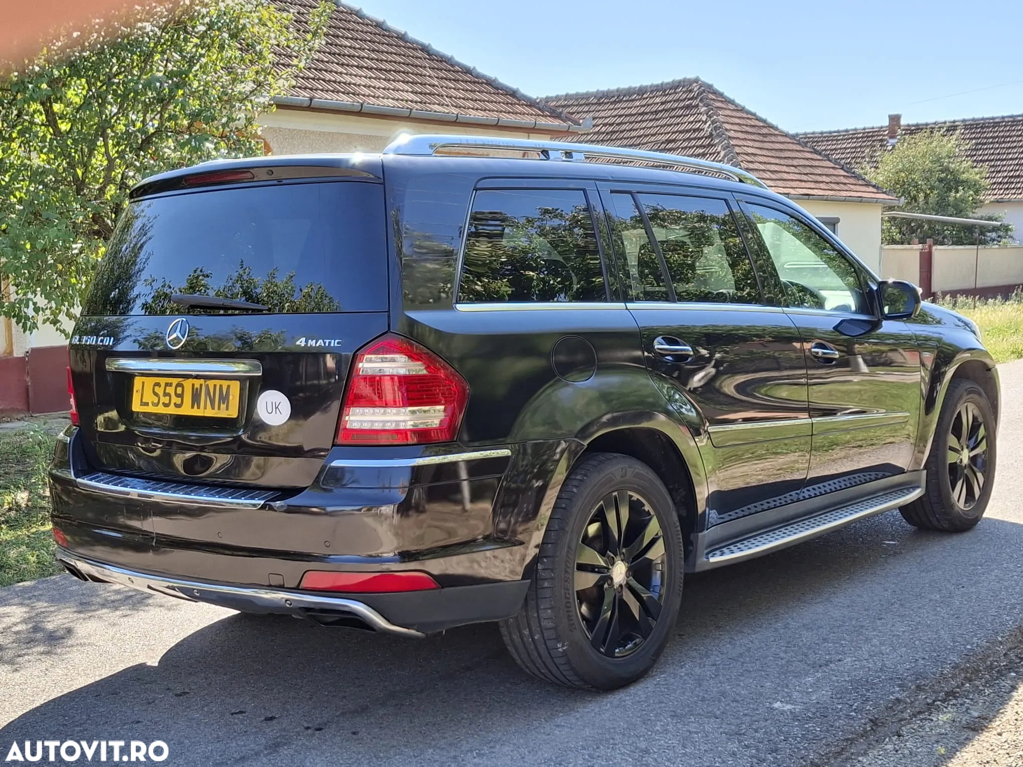 Mercedes-Benz GL - 9