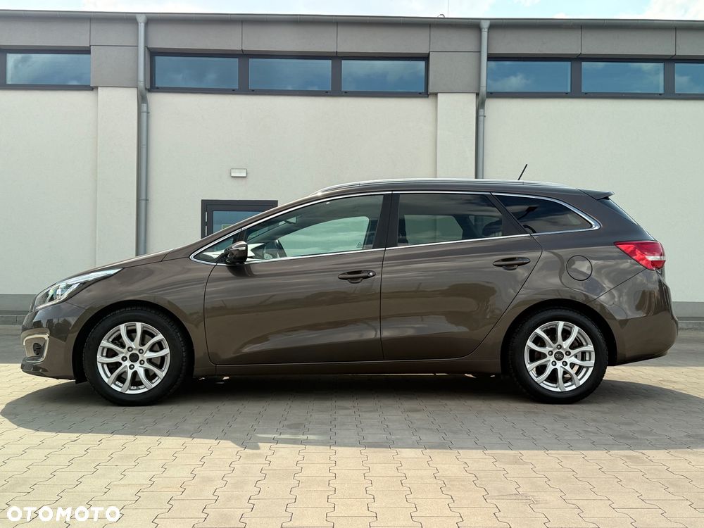 Kia Ceed 1.6 GDI Platinum Edition - 10