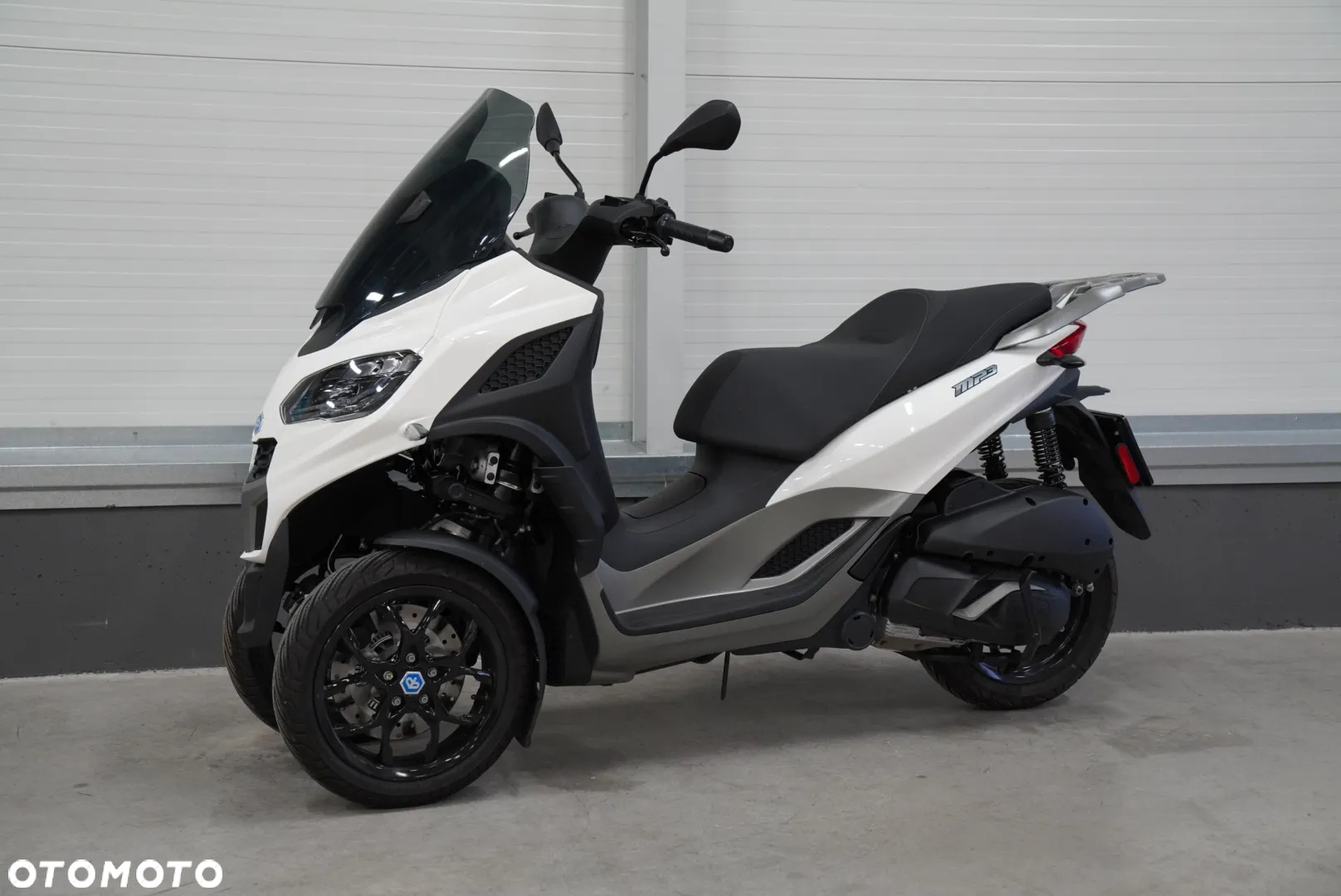 Piaggio MP-3 - 2
