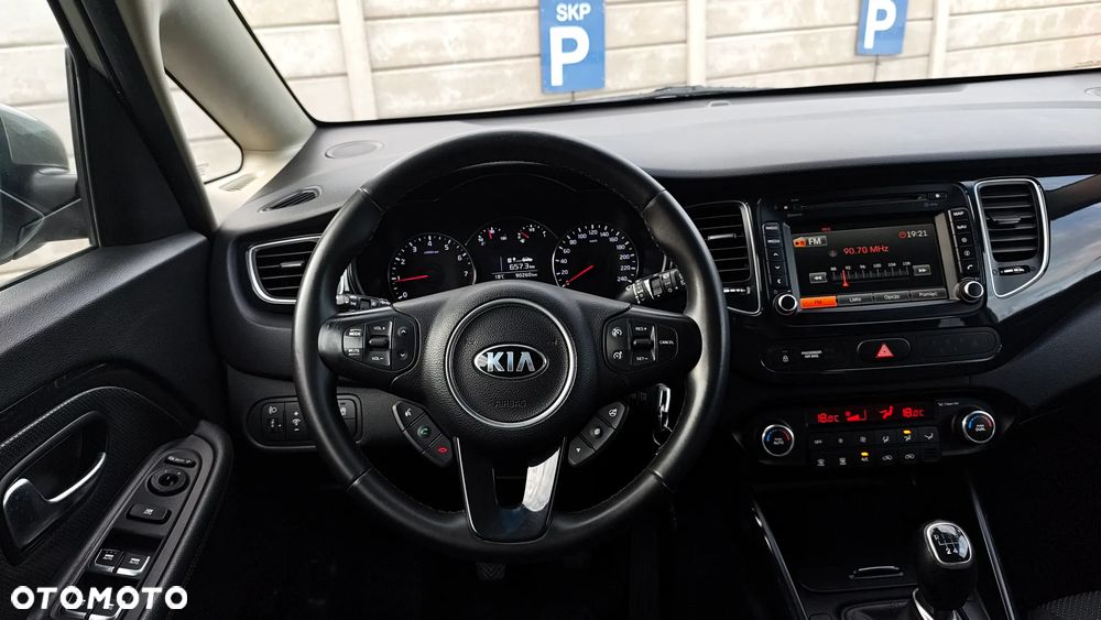 Kia Carens 1.6 GDI ISG Vision - 25