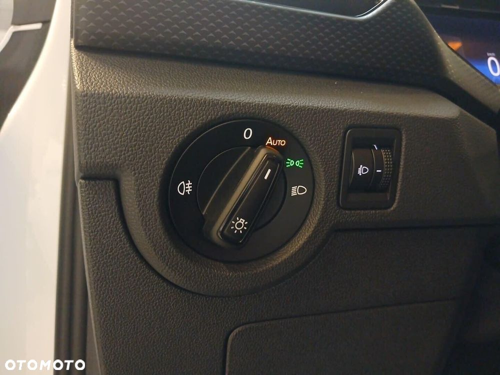 Volkswagen T-Cross 1.0 TSI Life - 25