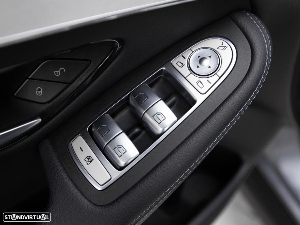 Mercedes-Benz GLC 300 de 4Matic 9G-TRONIC - 18