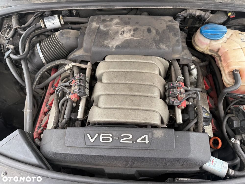 Audi A6 C6 Sedan 2.4 BDW Skrzynia GHM LY7Q Maska Błotnik Drzwi - 3