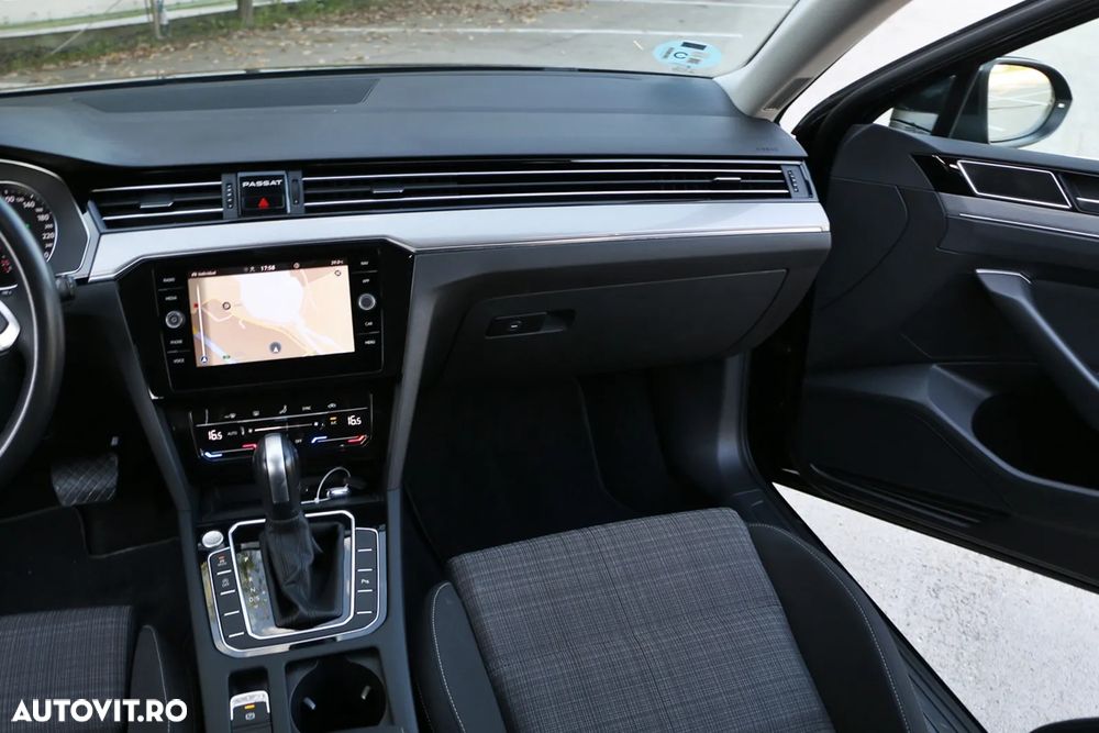 Volkswagen Passat Variant 2.0 TDI DSG Comfortline - 18