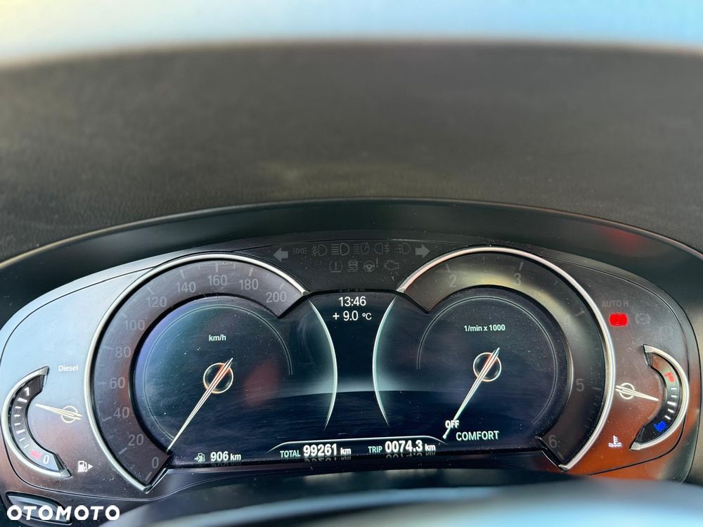 BMW Seria 5 520d M Sport - 15