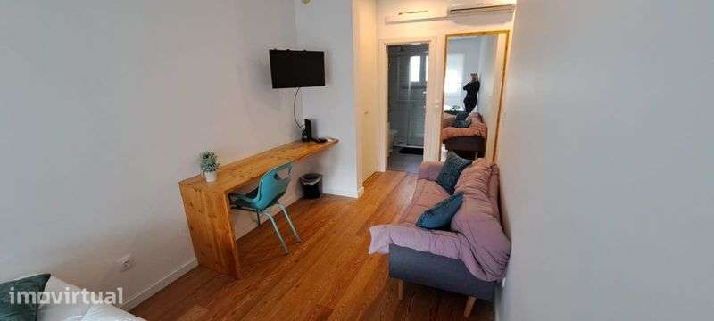 Apartamento T0 Avenidas novas - Grande imagem: 2/5
