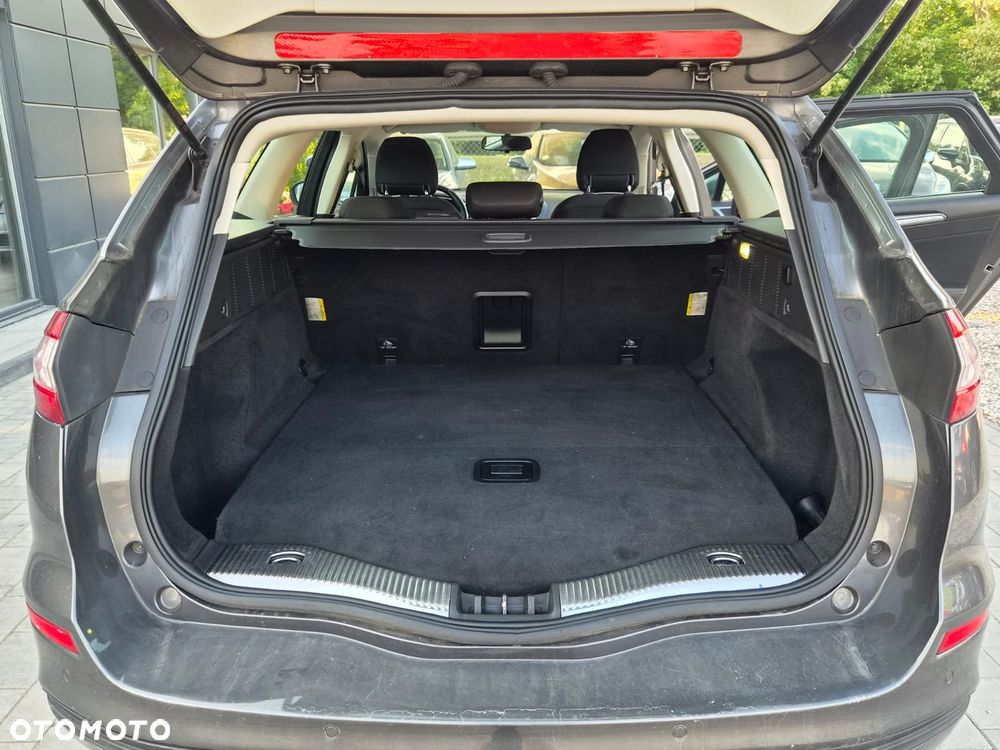 Ford Mondeo 1.6 TDCi Ambiente - 27