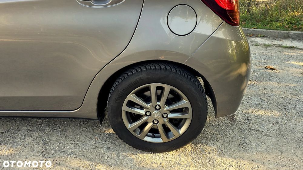 Toyota Yaris 1.33 Premium - 19