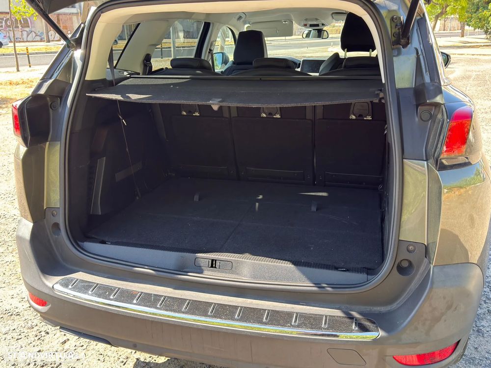 Peugeot 5008 - 10