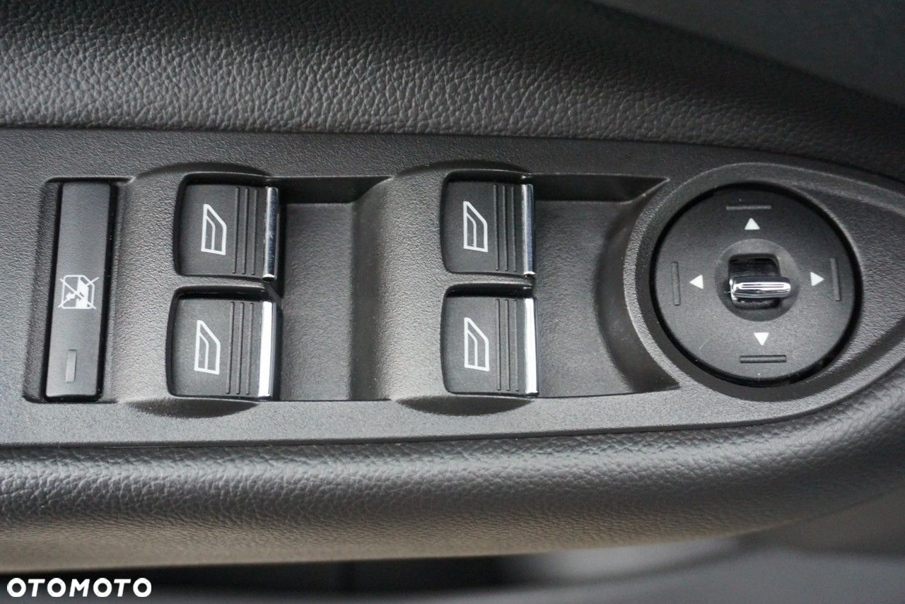 Ford Kuga 2.0 TDCi 2x4 Individual - 24