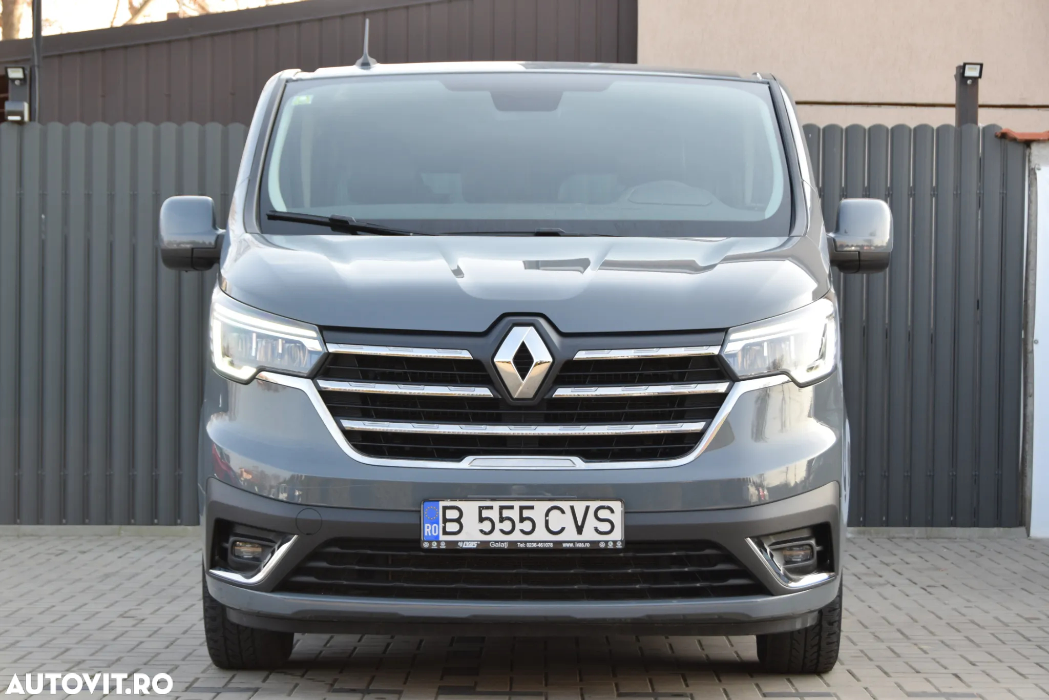 Renault Trafic Combi 2.0 Blue dCi 150 S&S L2 8+1 Zen - 9