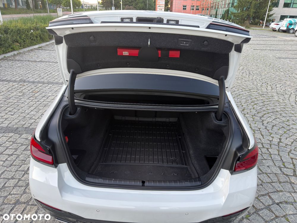 BMW Seria 5 520d xDrive MHEV M Sport sport - 15