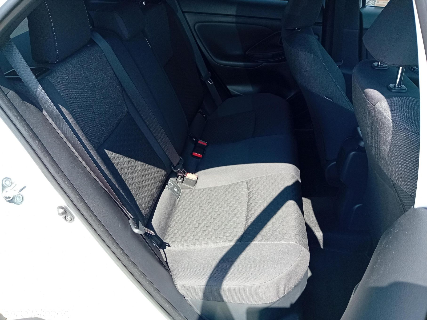 Toyota Yaris Cross - 15