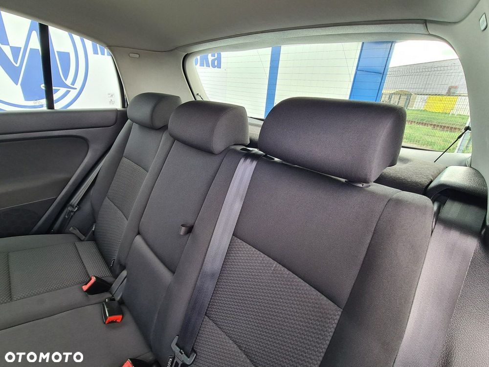 Volkswagen Golf Plus 1.6 Comfortline - 23