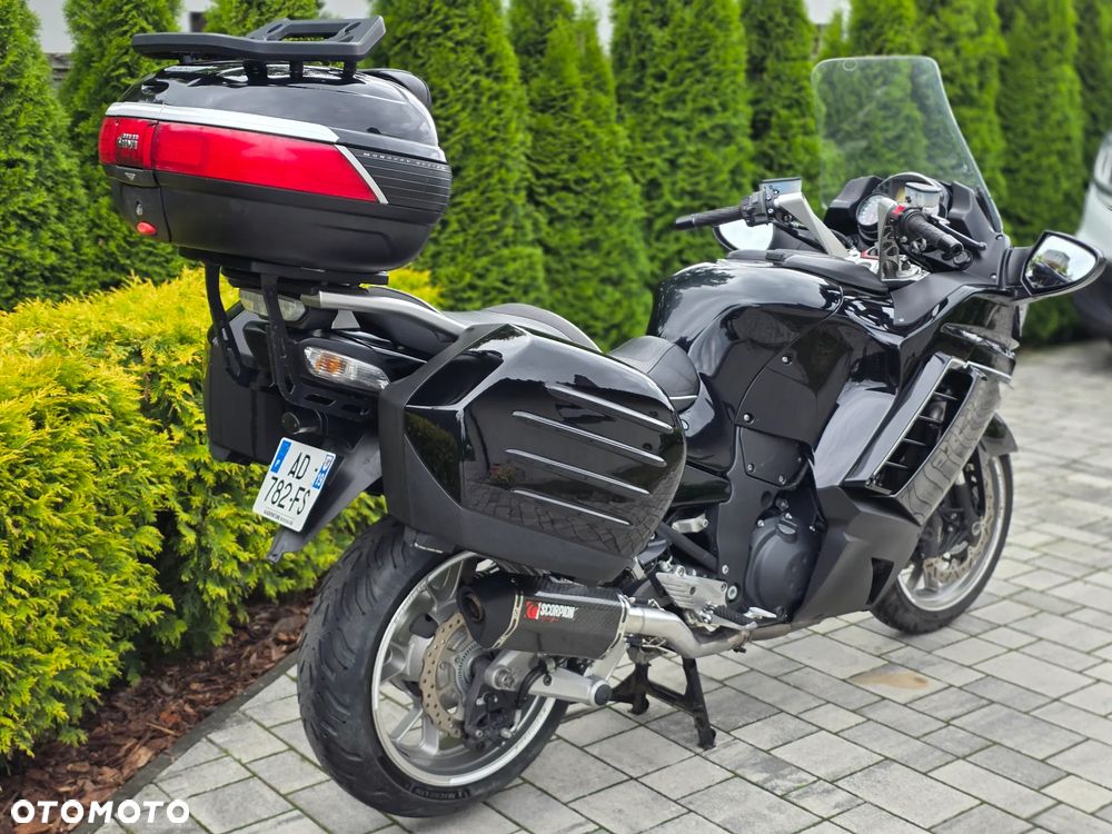 Kawasaki GTR - 5