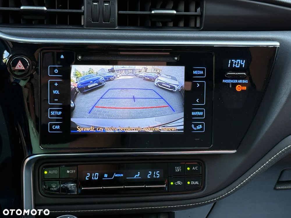 Toyota Corolla 1.6 Comfort - 5