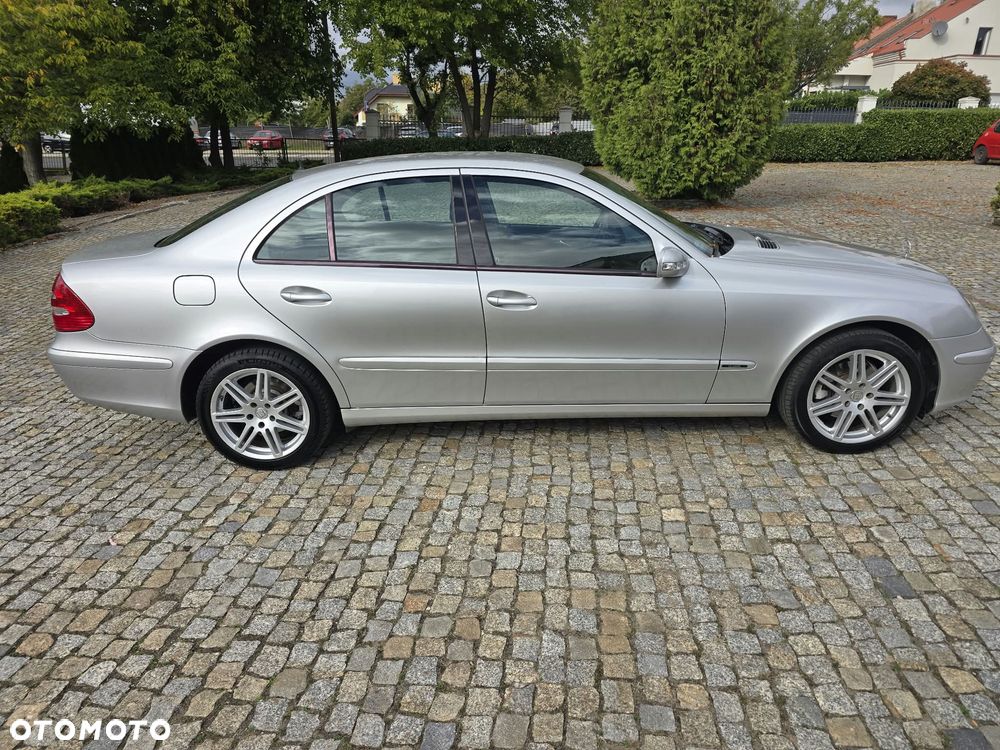 Mercedes-Benz Klasa E - 17