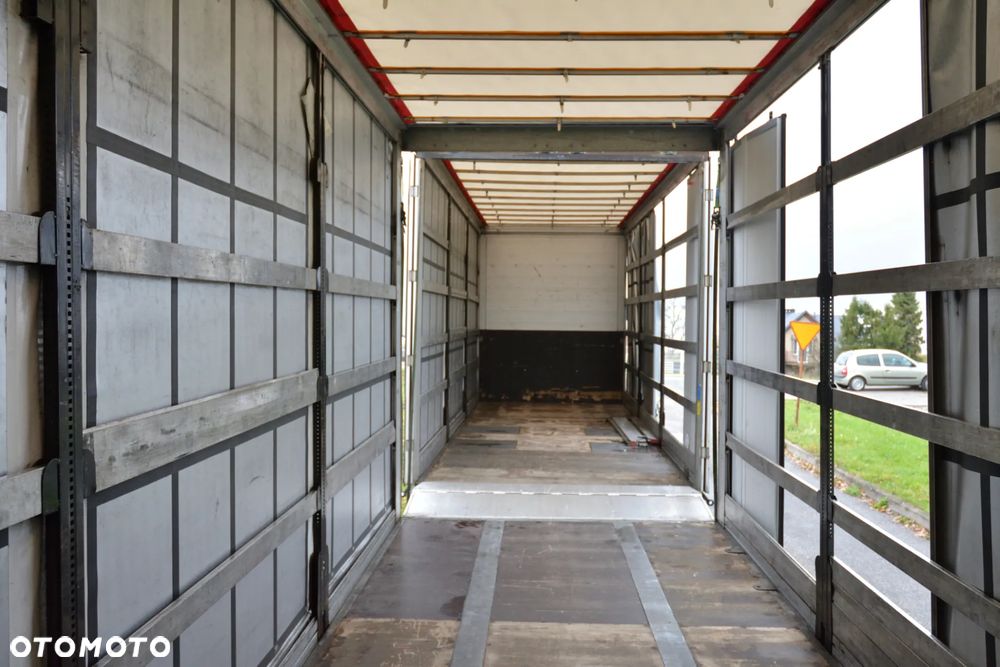 Mercedes-Benz Actros - 5