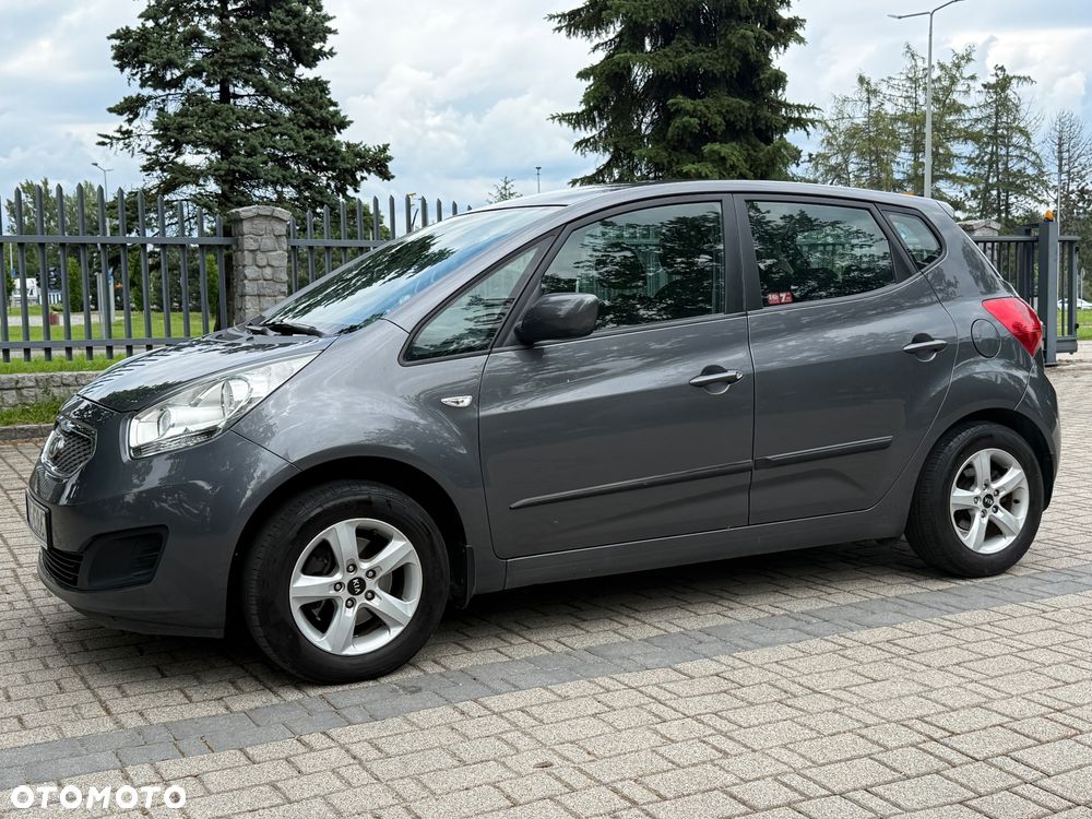 Kia Venga 1.4 L - 12