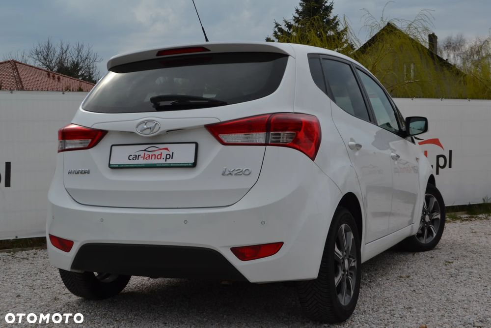 Hyundai ix20 1.4 Comfort - 16