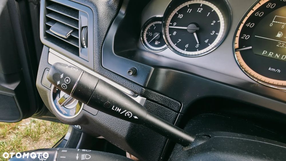 Mercedes-Benz Klasa E - 31