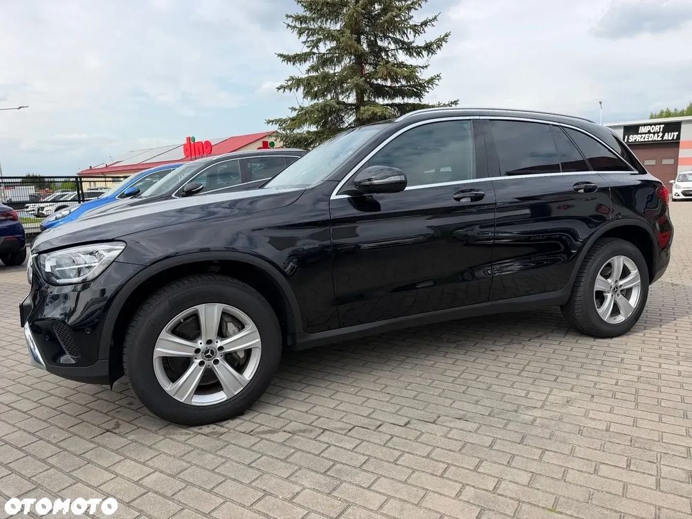 Mercedes-Benz GLC 300 e 4-Matic - 4