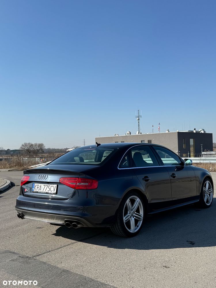 Audi S4 Limousine - 5