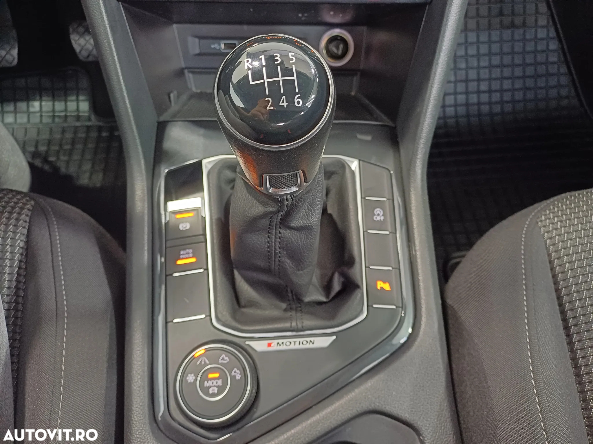 Volkswagen Tiguan 2.0 TDI 4Mot Trendline - 14