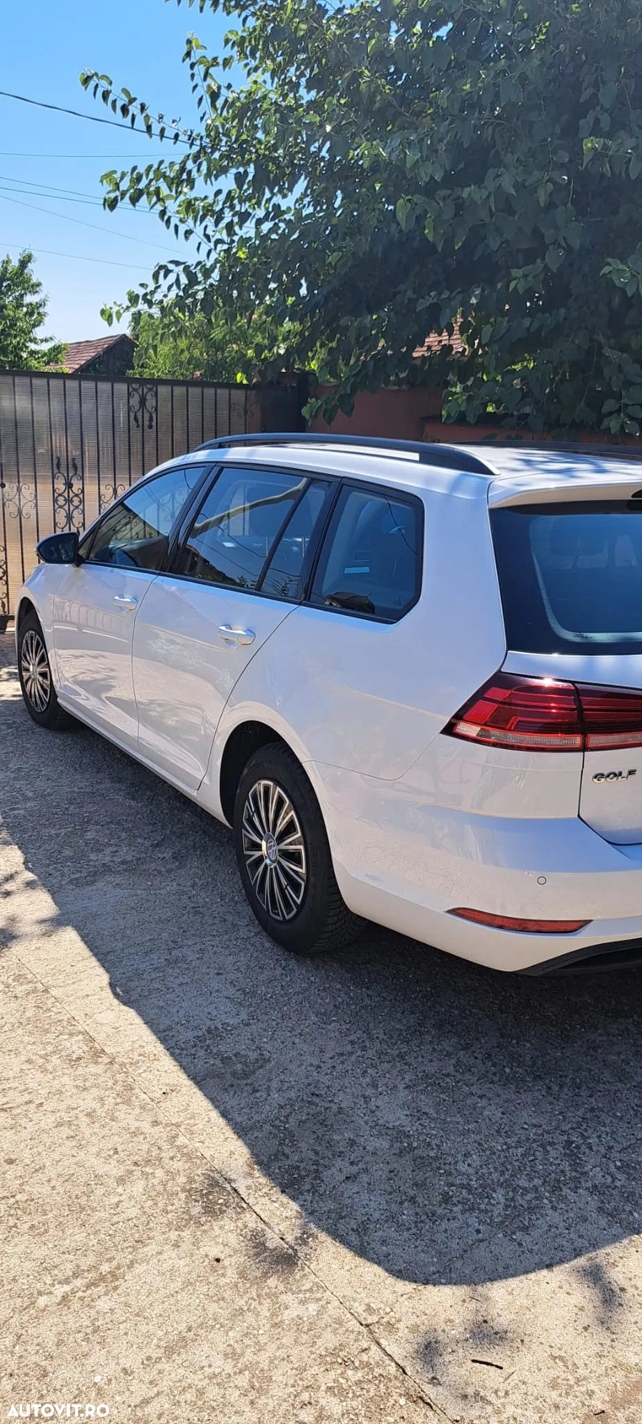 Volkswagen Golf 1.6 TDI Trendline - 15