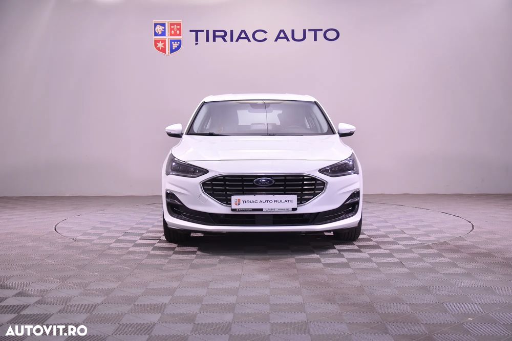 Ford Focus - 8
