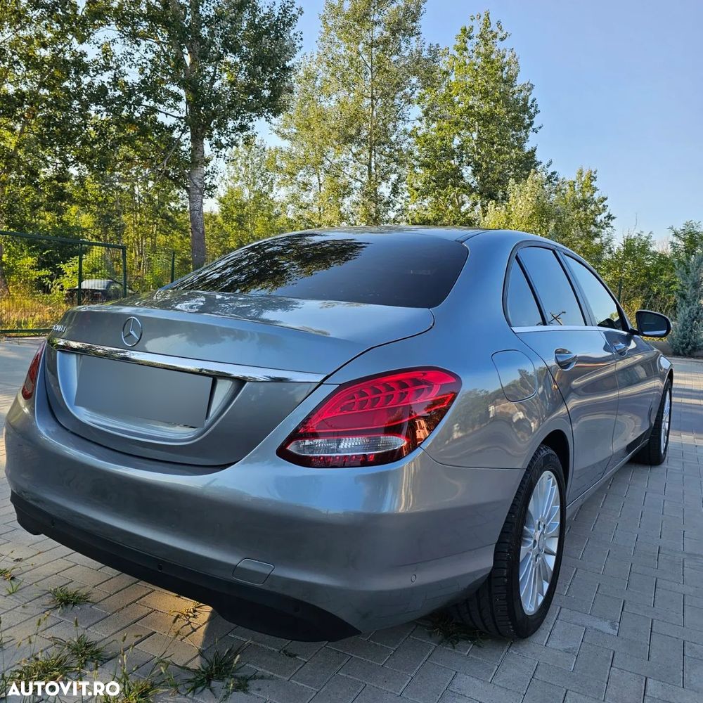 Mercedes-Benz C 200 BlueTec - 7