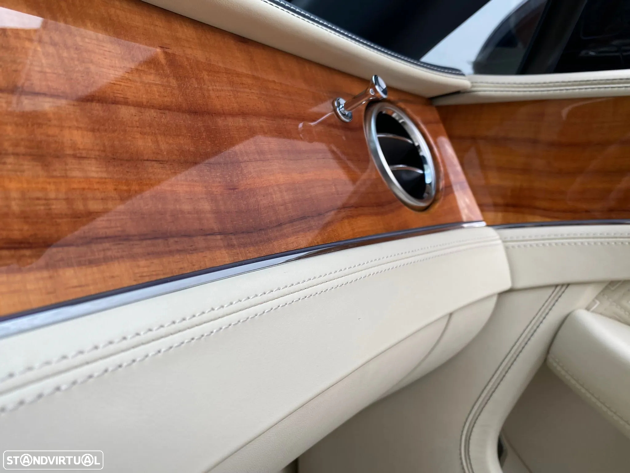 Bentley Continental Cabrio GT V8 - 15