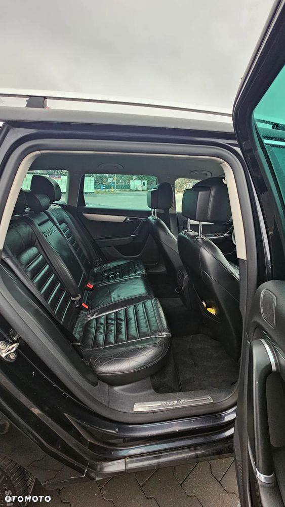 Volkswagen Passat 2.0 TDI 4Mot Highline DSG - 10