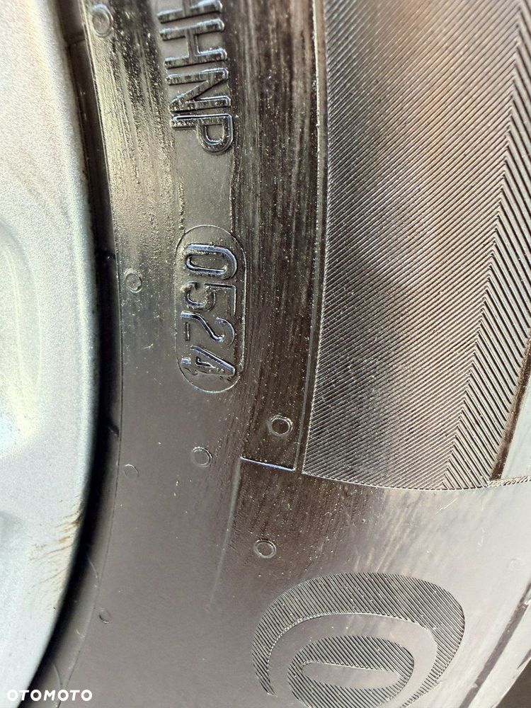 Ford Kuga 2.0 TDCi 4x2 Trend - 34