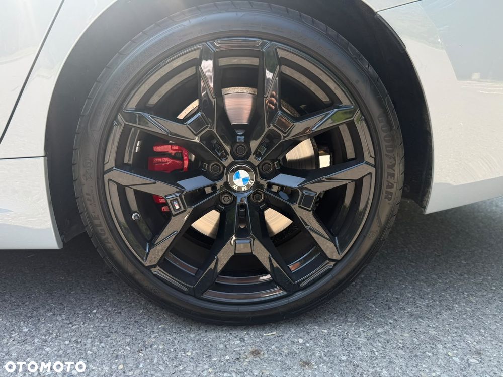 BMW Seria 3 330i xDrive M Sport - 13