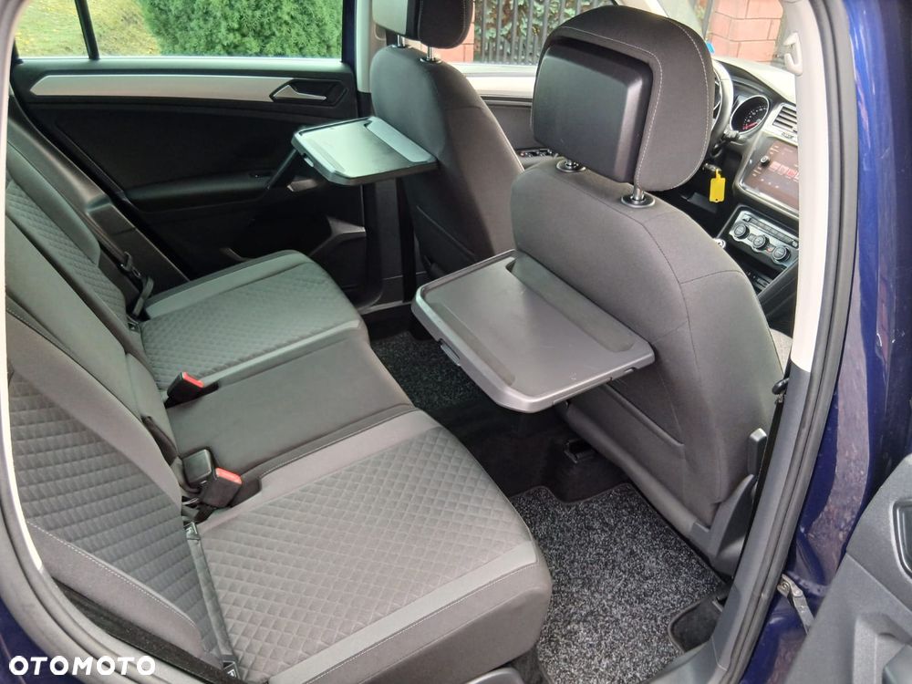 Volkswagen Tiguan - 32