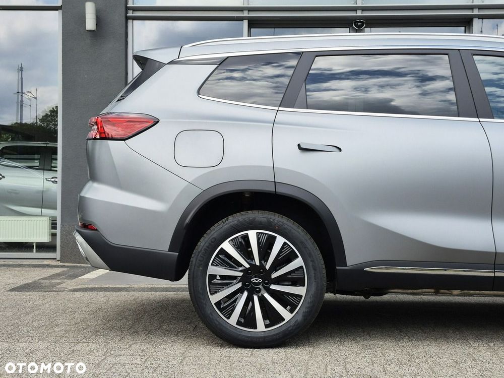 Chery Tiggo 8 1.5 T-GDI Super Hybrid Prestige DCT - 8