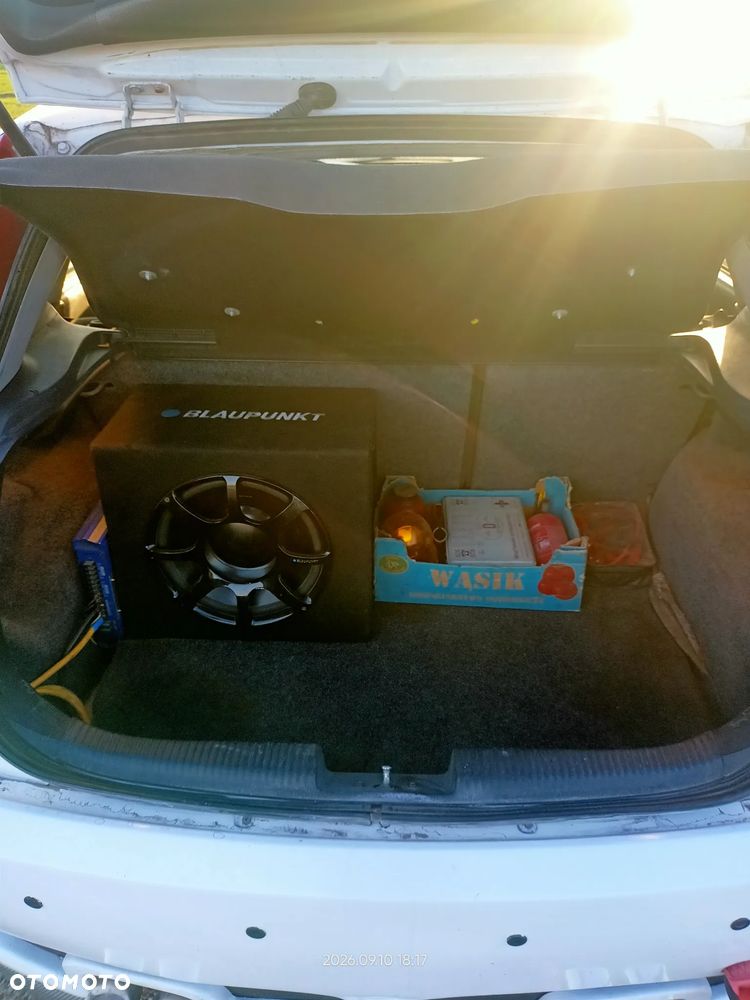 Ford Focus - 11