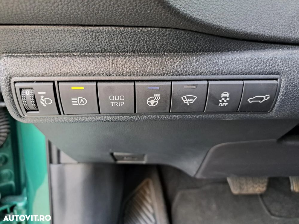 Toyota Corolla - 19