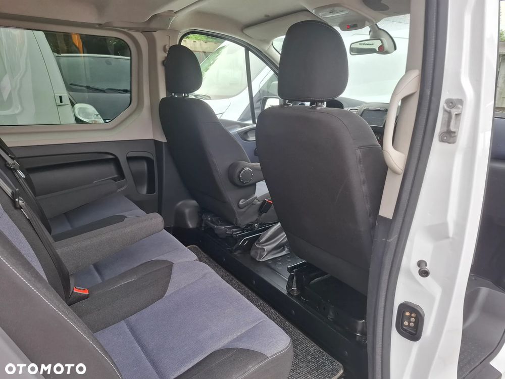 Opel Vivaro 2016 Long dubel kabina brygadówka klima Faktura VAT 23% - 21