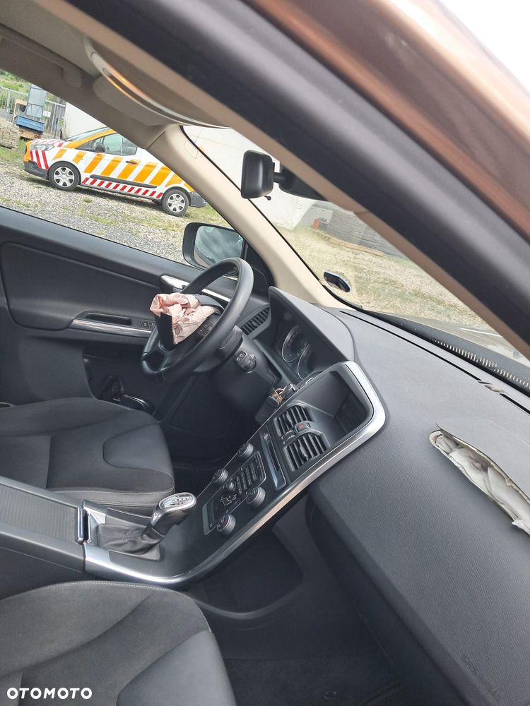 Volvo XC 60 - 16