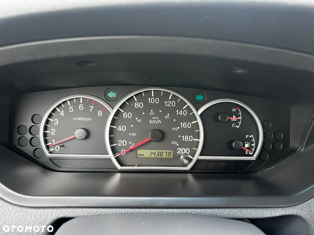 Kia Carens 2.0 EX - 7