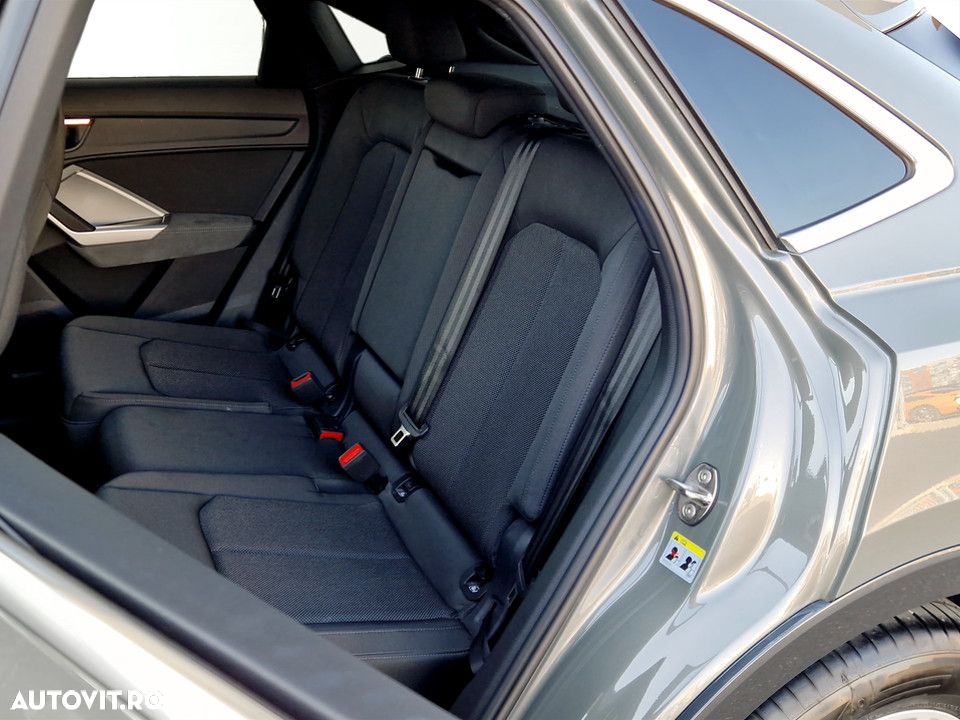 Audi Q3 - 16