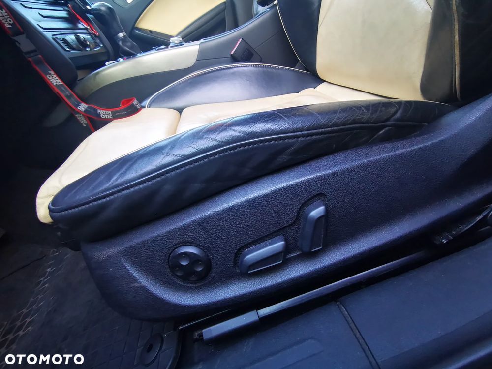 Audi A4 Limousine - 4