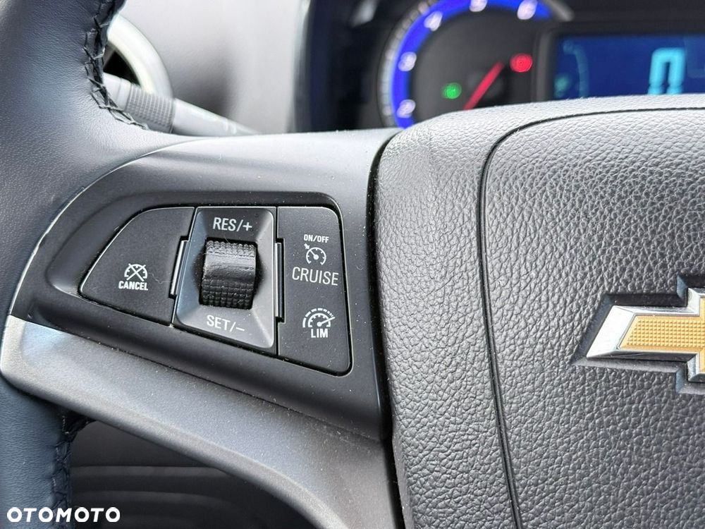 Chevrolet Trax 1.7TD LS - 17
