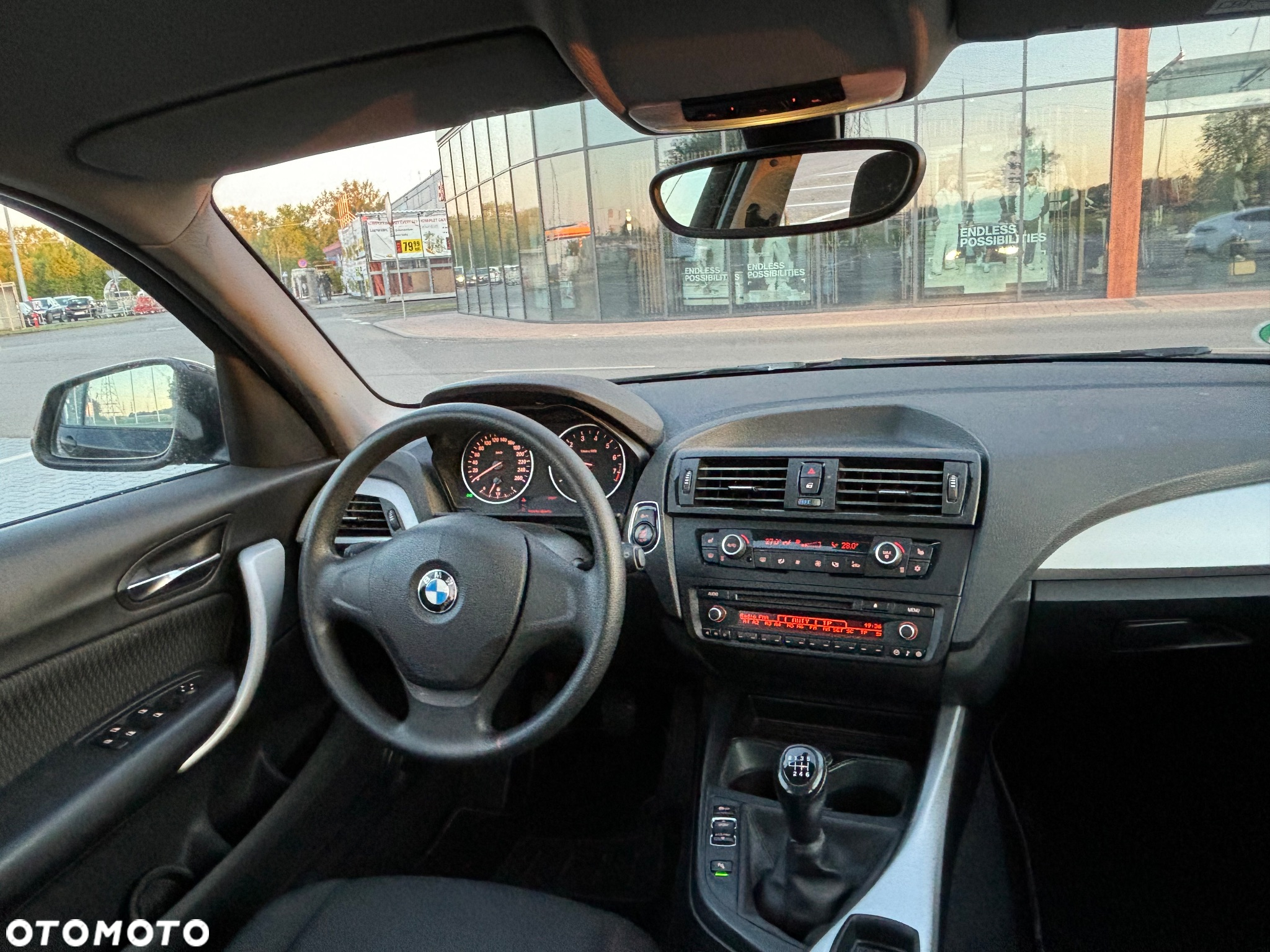 BMW Seria 1 118i - 12