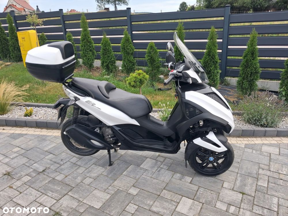 Piaggio MP-3 - 2