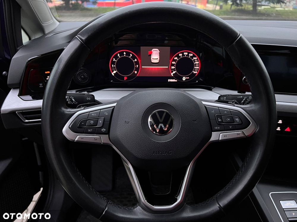 Volkswagen Golf - 10